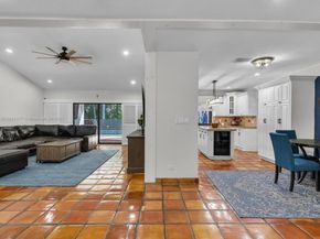 1030 SW 91st Ave, Plantation FL 33324
