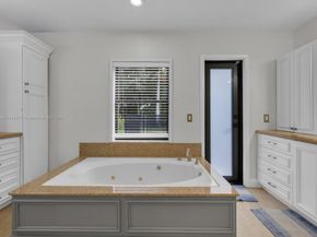 1030 SW 91st Ave, Plantation FL 33324