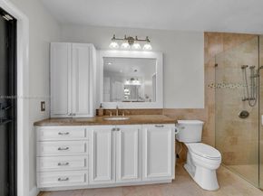 1030 SW 91st Ave, Plantation FL 33324