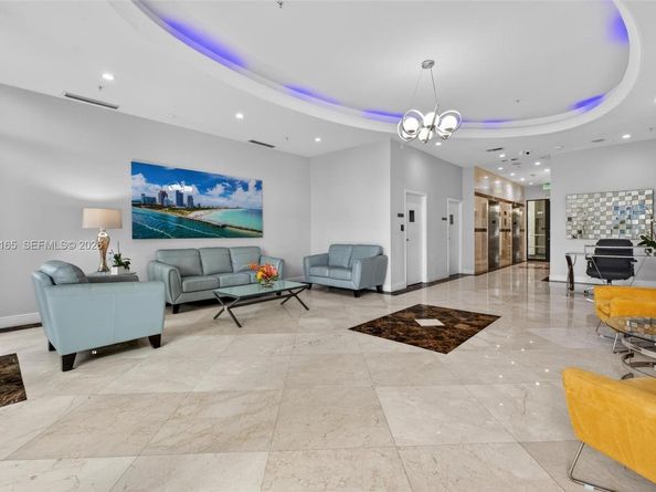 2301 SW 27th Ave 906, Miami FL 33145