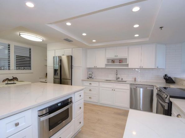 2565 S Ocean Blvd 205N, Highland Beach FL 33487