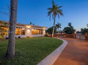 2649 Scott St, Hollywood FL 33020