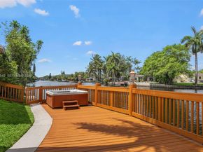 2649 Scott St, Hollywood FL 33020