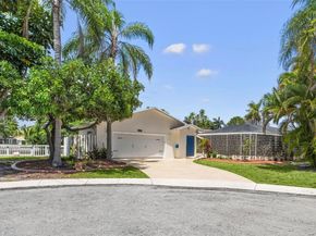 2649 Scott St, Hollywood FL 33020