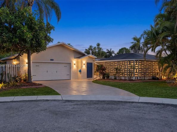 2649 Scott St, Hollywood FL 33020