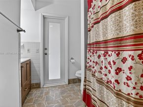 11501 NW 15th St, Pembroke Pines FL 33026