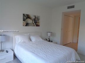 2600 E Hallandale Beach Blvd T301, Hallandale Beach FL 33009
