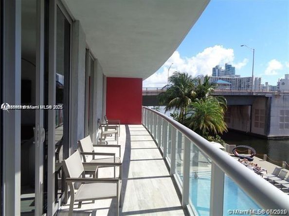 2600 E Hallandale Beach Blvd T301, Hallandale Beach FL 33009
