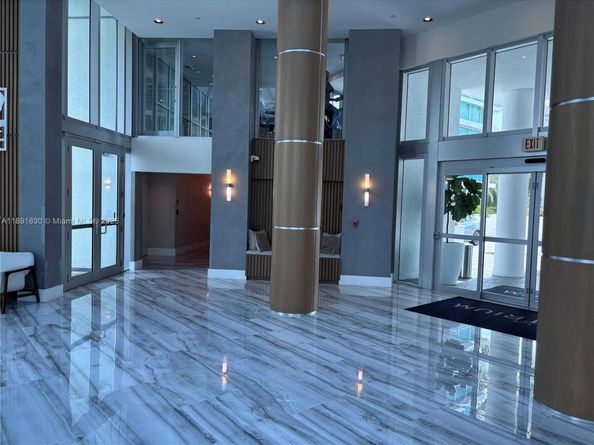 3131 NE 188th St 1809, Aventura FL 33180