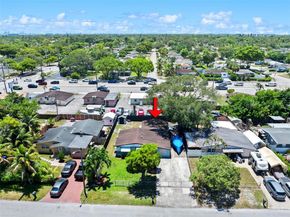 5614 Hope St, Hollywood FL 33021