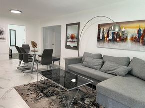 1472 NE 150th St, Miami FL 33161