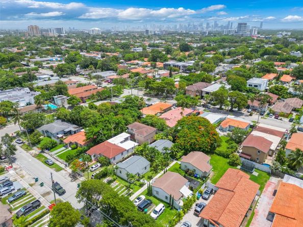 2931 SW 36th Ct, Miami FL 33133