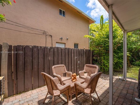 2931 SW 36th Ct, Miami FL 33133