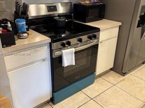 3190 Bird Ave 15, Coconut Grove FL 33133