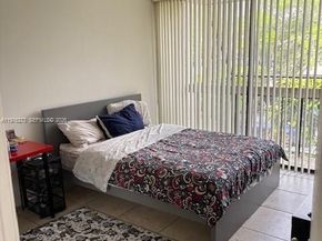 3190 Bird Ave 15, Coconut Grove FL 33133