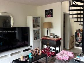 3190 Bird Ave 15, Coconut Grove FL 33133