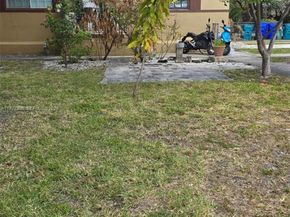 6910 NW 5th Pl, Miami FL 33150