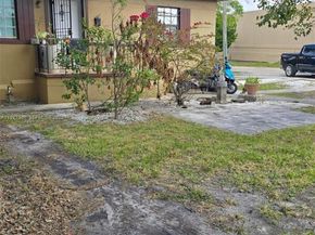 6910 NW 5th Pl, Miami FL 33150