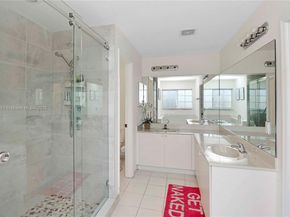 21031 SW 88 ct, Cutler Bay FL 33189