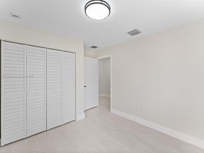 1171 NW 66th St, Miami FL 33150