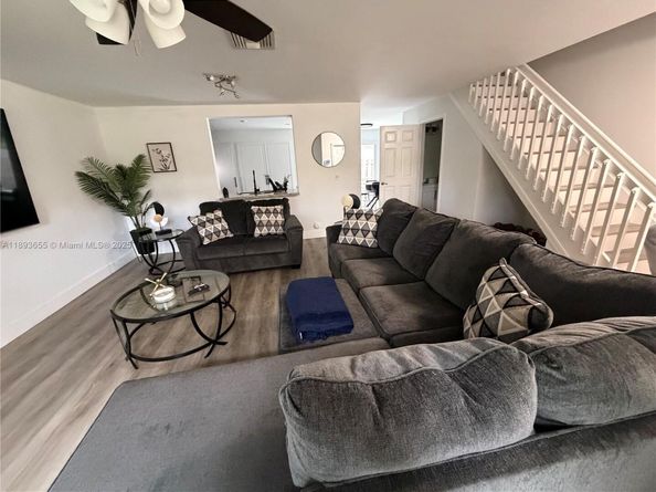 3801 NW 121st Ave, Sunrise FL 33323