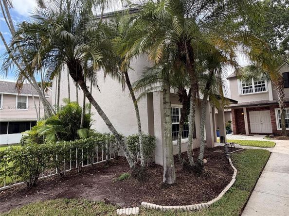 3801 NW 121st Ave, Sunrise FL 33323