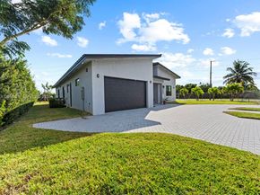 22451 SW 118 Ave, Miami FL 33170