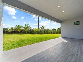 22451 SW 118 Ave, Miami FL 33170