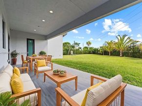 22451 SW 118 Ave, Miami FL 33170