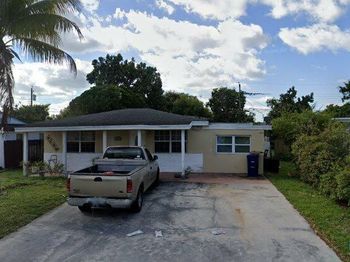 6238 SW 24th St
