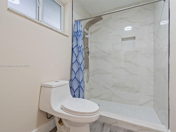 50 SW 26th Rd, Miami FL 33129