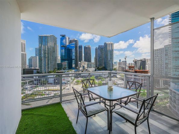 350 S Miami Ave 2104, Miami FL 33130