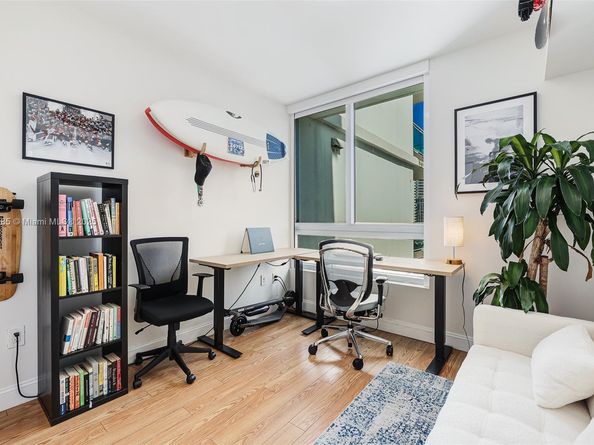 350 S Miami Ave 2104, Miami FL 33130