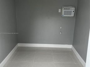 3031 NE 12th Ave, Pompano Beach FL 33064