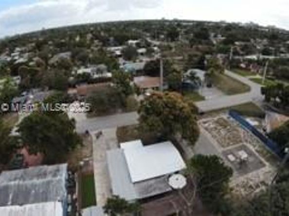 3031 NE 12th Ave, Pompano Beach FL 33064