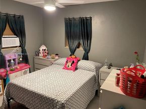 3031 NE 12th Ave, Pompano Beach FL 33064