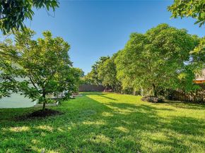 22000 SW 127th Ave, Miami FL 33170