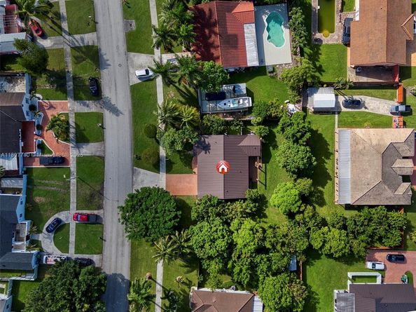22000 SW 127th Ave, Miami FL 33170