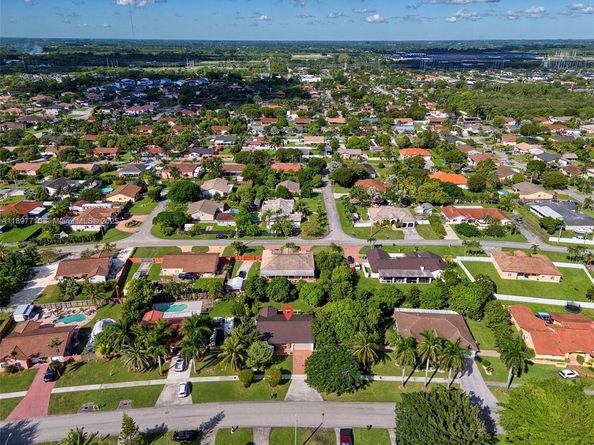 22000 SW 127th Ave, Miami FL 33170