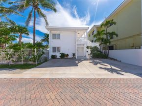 2910 N Surf Rd, Hollywood FL 33019