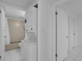 8045 NW 7th St 2301, Miami FL 33126