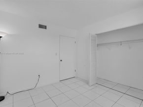 8045 NW 7th St 2301, Miami FL 33126