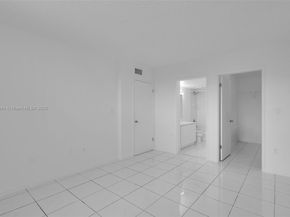 8045 NW 7th St 2301, Miami FL 33126