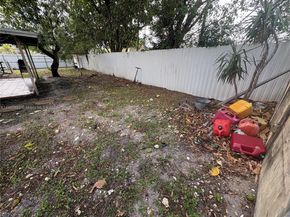 165 NW 192nd St, Miami Gardens FL 33169