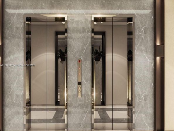 300 S Pointe Dr 906, Miami Beach FL 33139