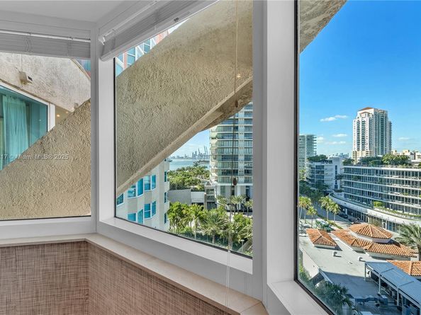 300 S Pointe Dr 906, Miami Beach FL 33139