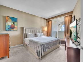 300 S Pointe Dr 906, Miami Beach FL 33139