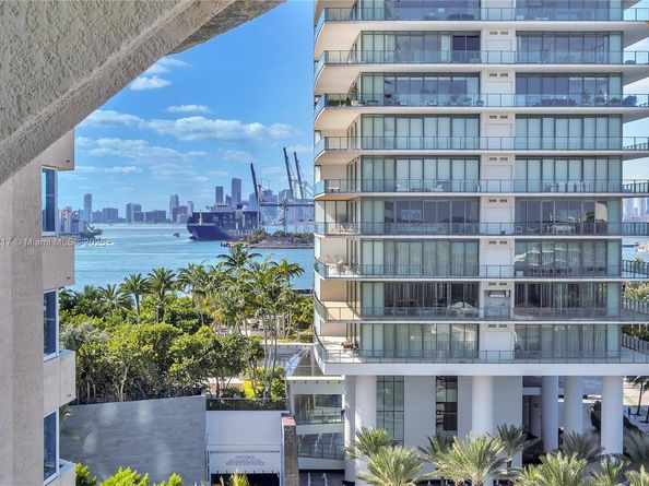 300 S Pointe Dr 906, Miami Beach FL 33139