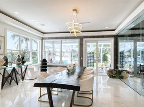 934 S Southlake Dr, Hollywood FL 33019
