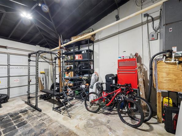 7940 Hawthorne Ave, Miami Beach FL 33141